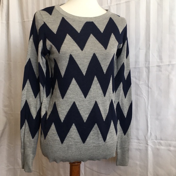 Sweater - Picture 1 of 1